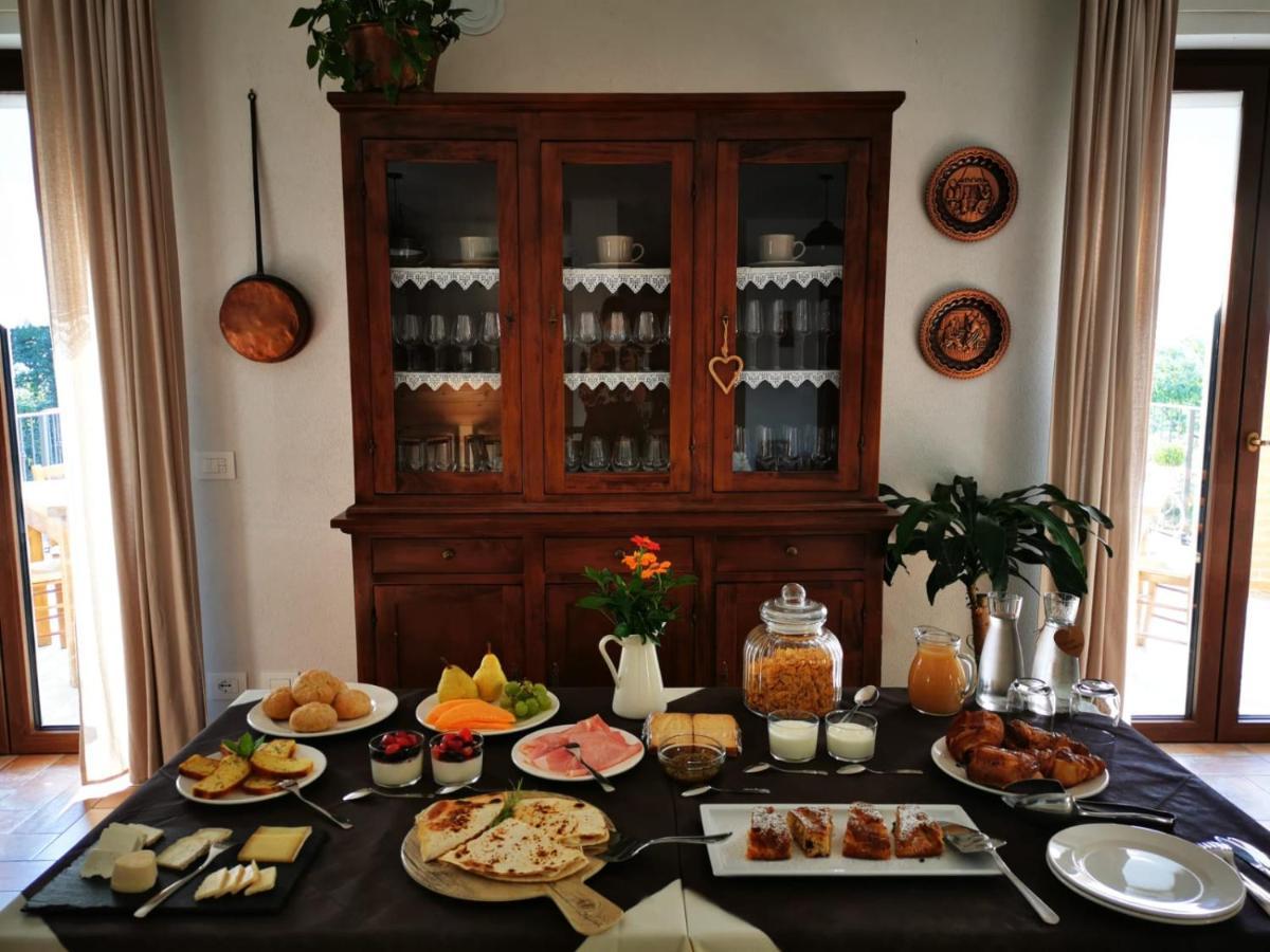 Agriturismo La Ca' D'Amelio Lessolo Eksteriør billede